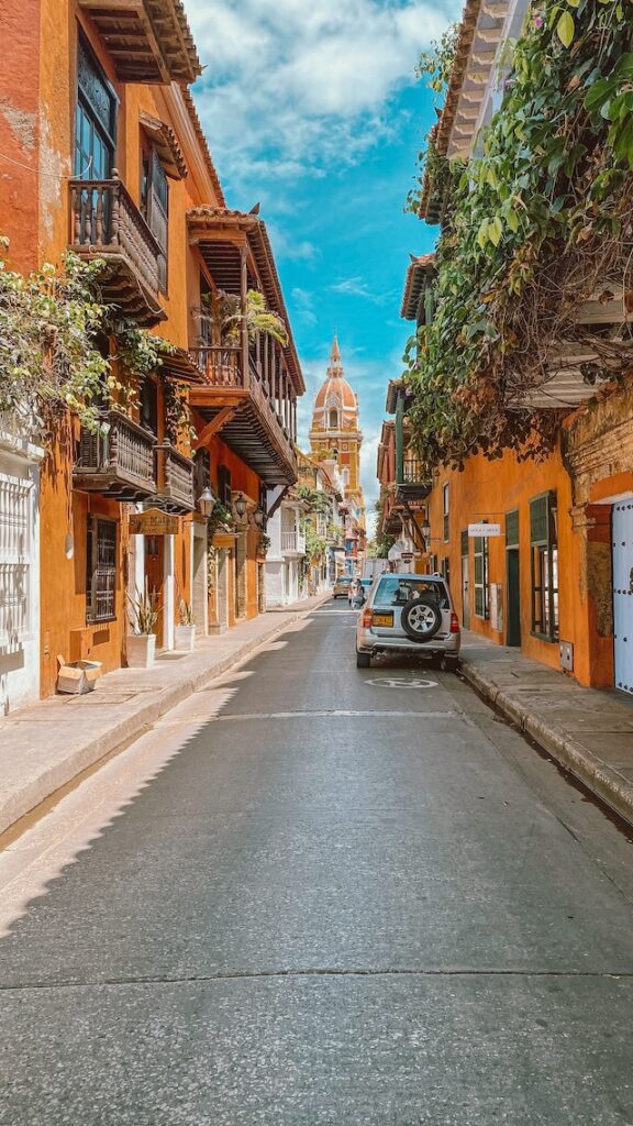 calle de cartagena de indias